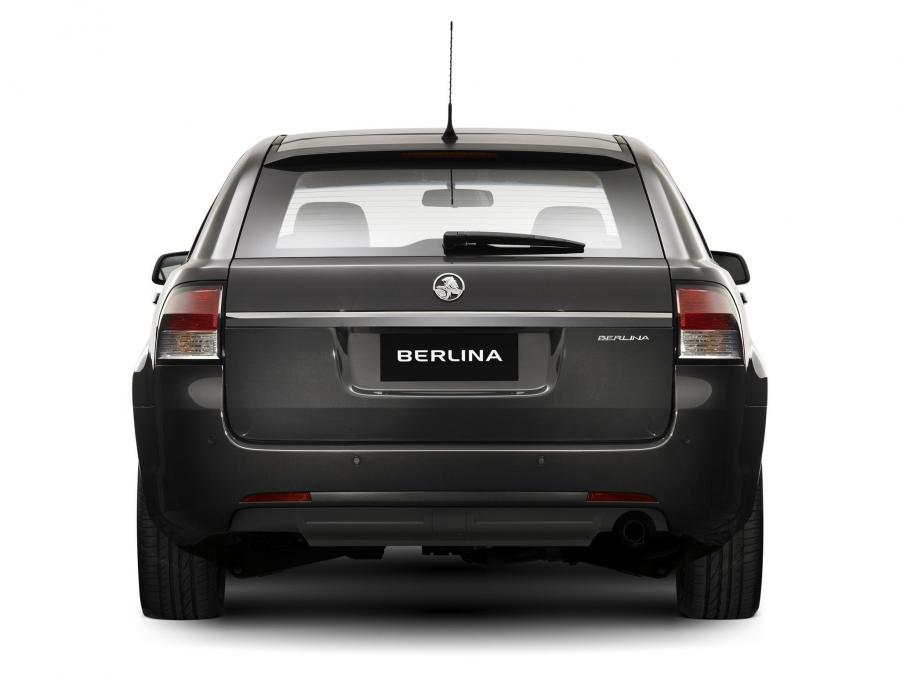  Holden Berlina Sportwagon 2008 года  (фото 4 из 13)